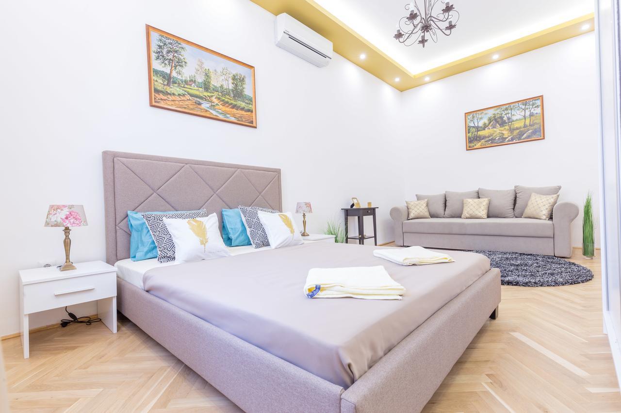 Real Apartments Zoltan Budapest Exterior photo